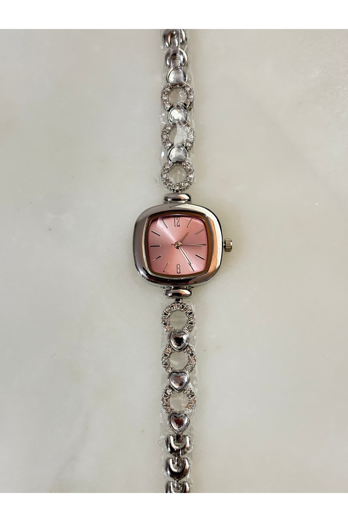 Yeni Gümüş Minimal Dikdörtgen Kasa Kalpli Kordon Pembe Kadran Kadın Kol Saati