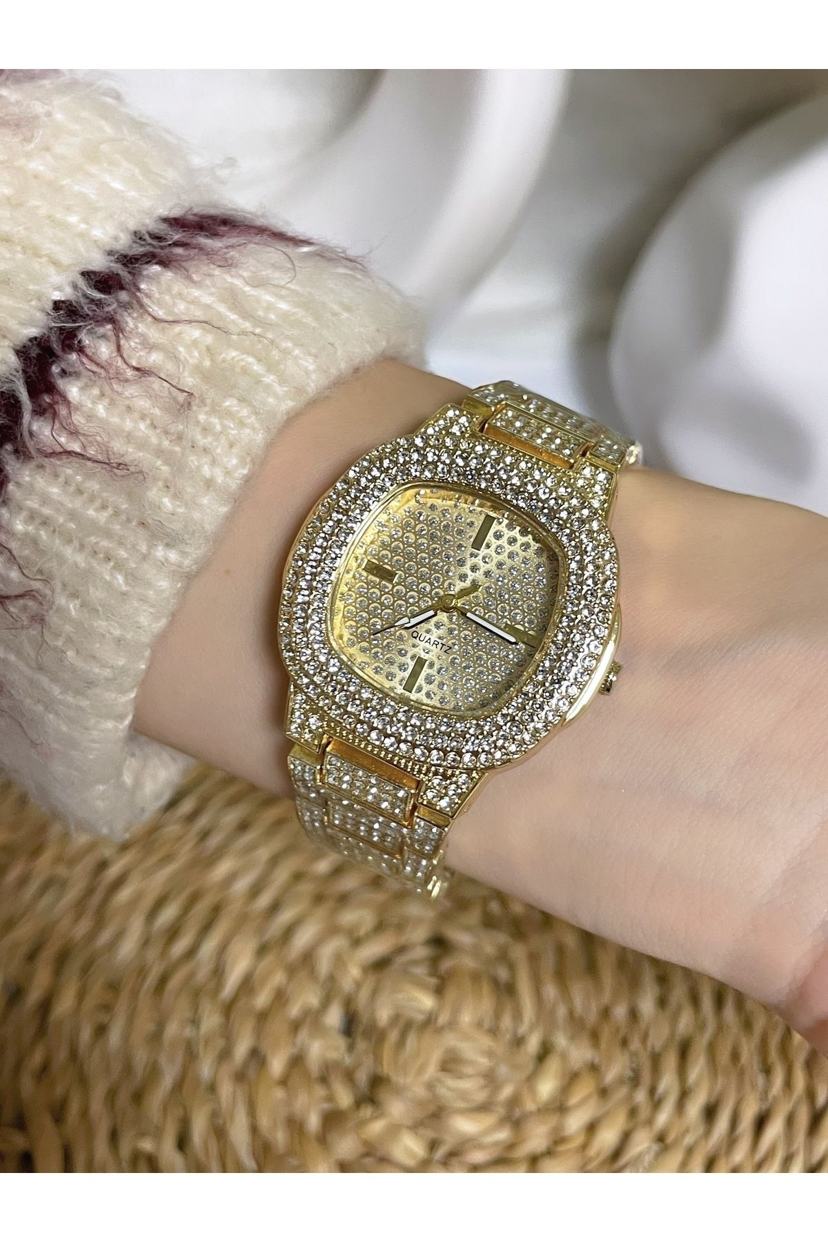 Full Zirkon Taşlı Altın Renk Kordon Gold Kadran Taşlı Kadın Saat
