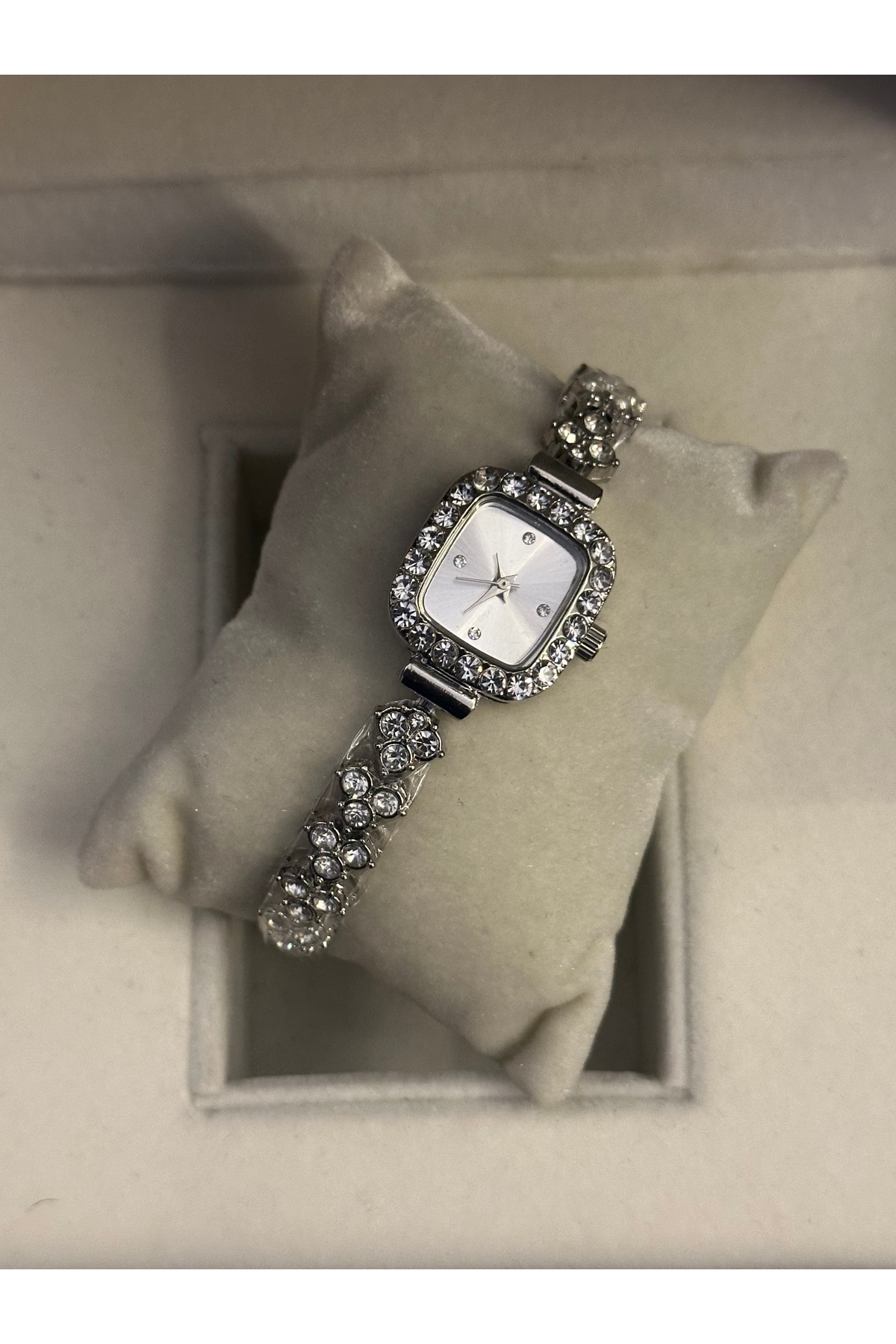 Casual Kadın Yaprak Özel Tasarım Gümüş Zirkon Taşlı Kordon Kadın Kol Saati